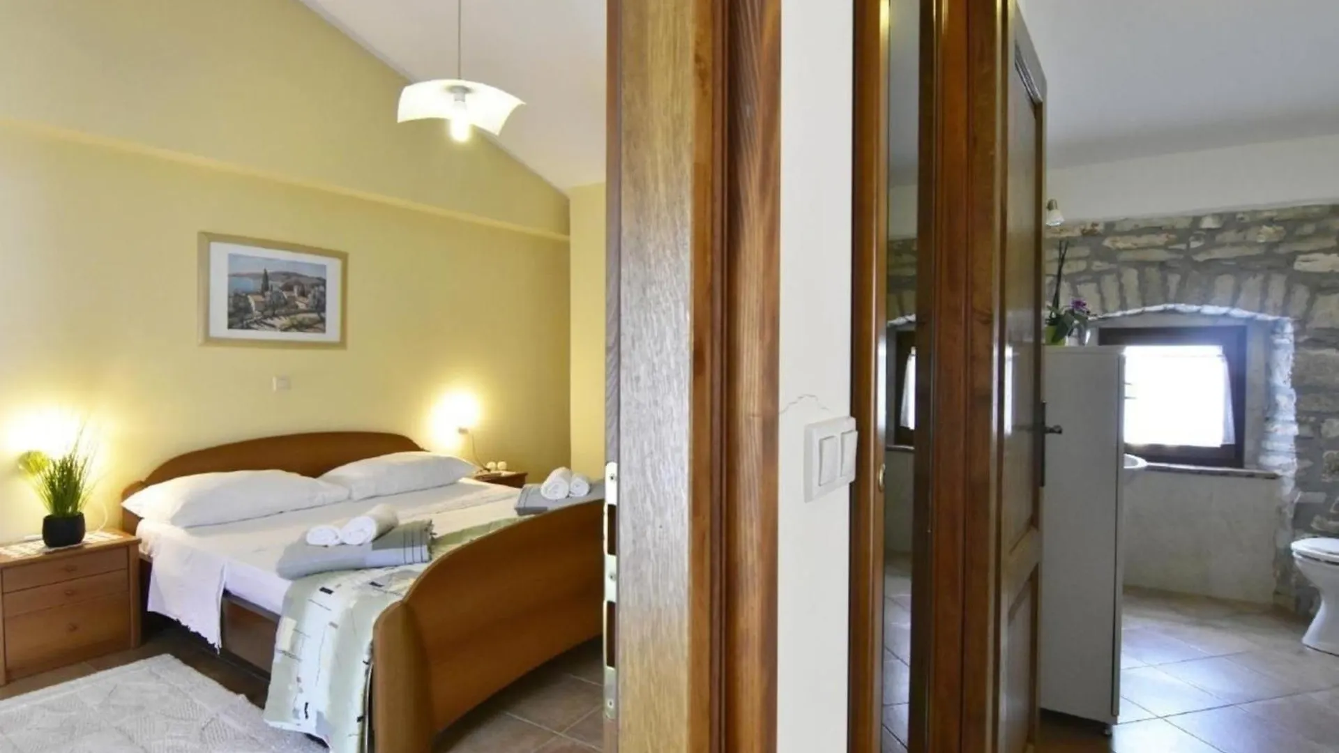 Klimatisierte Wohnung In Tar Mit Terrasse, Grill Und Garten Poreč